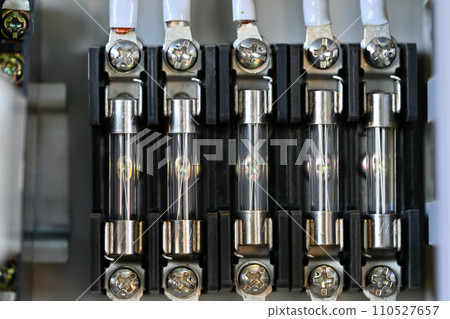 Manufacturing equipment control panel glass tube fuse board manufacturing industry Manufacturing equipment control panel glass tube fuse board manufacturing industry 110527657