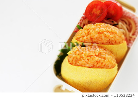 Omelet rice rice ball bento 110528224