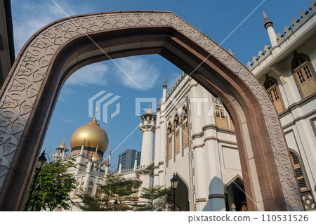 Gate of Sultan Mosque Masjid in Kampong Glam, Bugis, Singapore Gate of Sultan Mosque Masjid in Kampong Glam, Bugis, Singapore 110531526