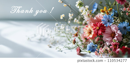 The word thank you and a bouquet of wild flowers 110534277