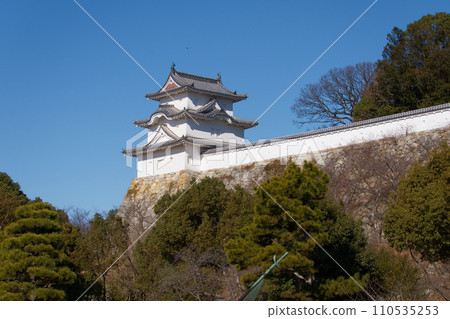 今櫓和建在石牆上的白牆 今櫓和建在石牆上的白牆 110535253