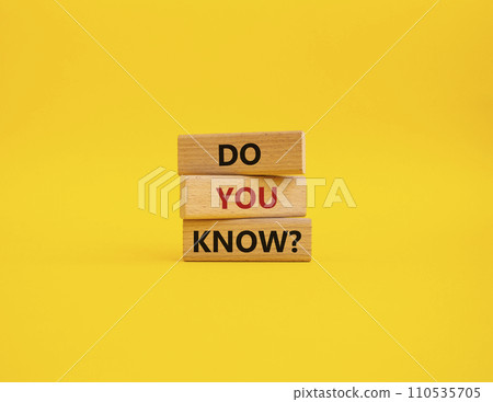 Do you know symbol. Concept word Do you know on wooden cubes. Beautiful yellow background. Business and Do you know concept. Copy space. 110535705
