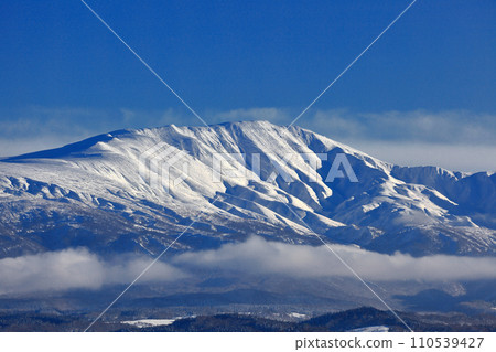 New Year 2020: Mt. Gassan clothed in clouds New Year 2020: Mt. Gassan clothed in clouds 110539427