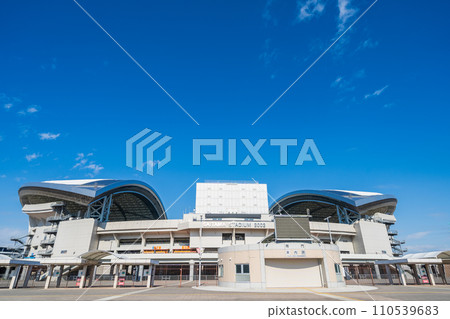 "Saitama Prefecture" Clear blue sky and scenery of Saitama Stadium 2002 "Saitama Prefecture" Clear blue sky and scenery of Saitama Stadium 2002 110539683