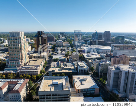 The Tower Bridge in Sacramento, California with the city of of Sacramento in the background and blue sky The Tower Bridge in Sacramento, California with the city of of Sacramento in the background and blue sky 110539943