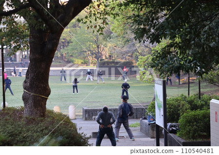 Live a long and healthy life by participating in radio exercise in a cherry blossom park Live a long and healthy life by participating in radio exercise in a cherry blossom park 110540481