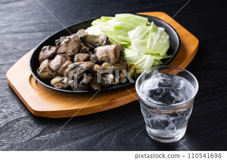 Shochu and local chicken baked 110541698