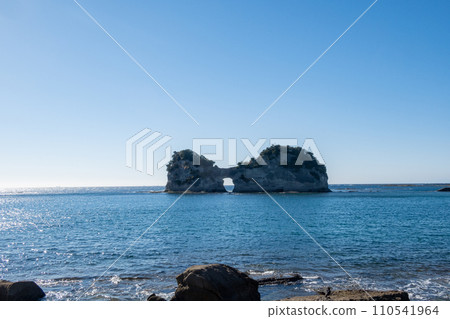 和歌山縣白濱溫泉的圓月島 110541964