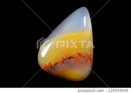 Picture Agate A stone that harbors scenery Picture Agate A stone that harbors scenery 110544049