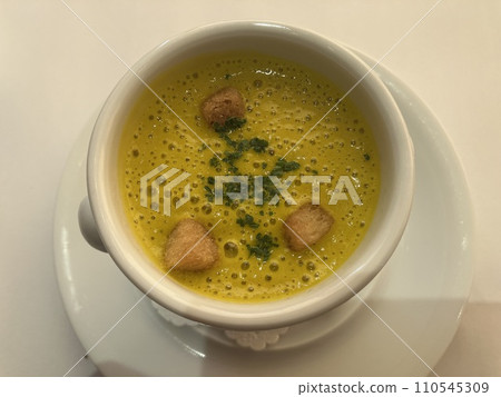 Stylish pumpkin potage soup 110545309