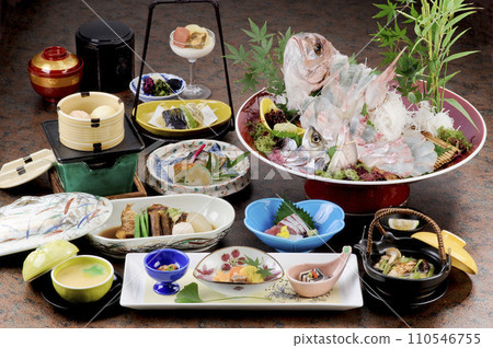 Japanese course meal 110546755