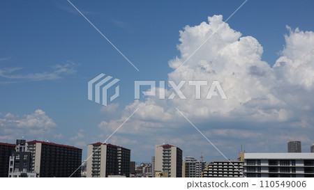 大阪夏日的天空 110549006