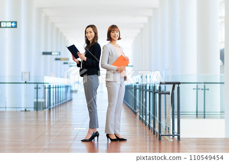 辦公室業務女人 110549454