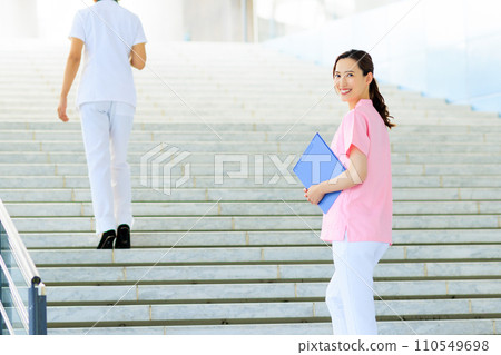 Female medical staff 110549698