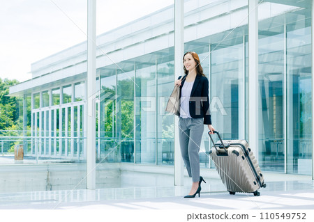 business woman on a business trip 110549752