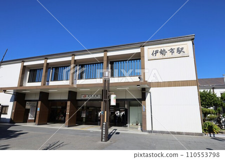 [Mie Prefecture] Ise City Station JR station building 110553798