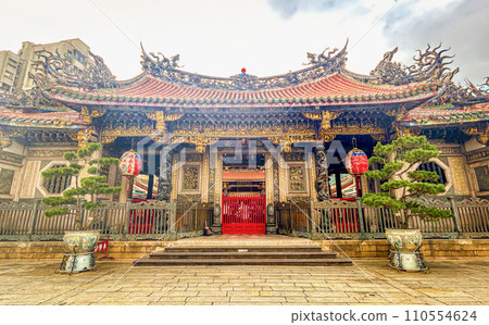 台灣艋舺龍山寺 110554624