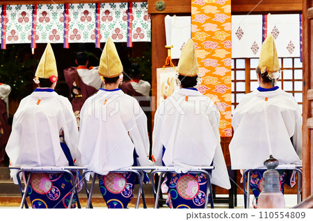 Ebessan, Osaka Imamiya Ebisu Shrine, God of business prosperity, Toka Ebisu scenery, Lucky Musume and Shinto ritual image material 110554809