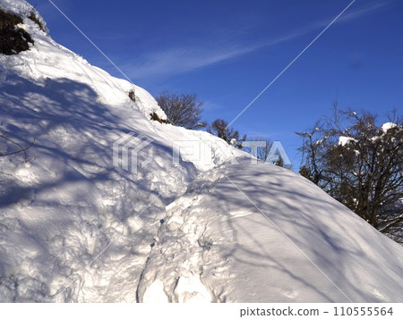 Just a little more to the top of the mountain! Just a little more to the top of the mountain! 110555564