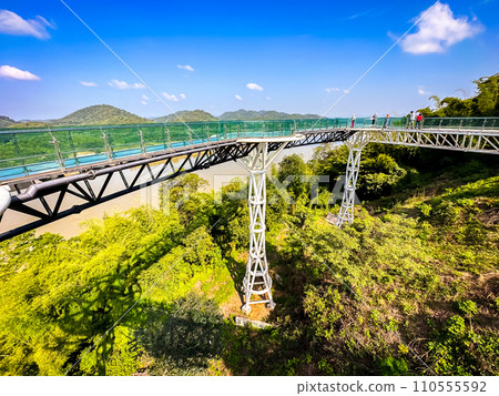 Aerial view of the Skywalk in Chiang Khan, Thailand 110555592