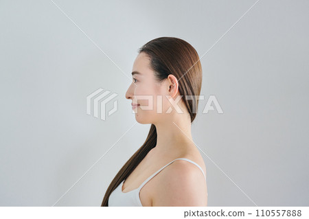 30多歲女人的美麗形象 110557888