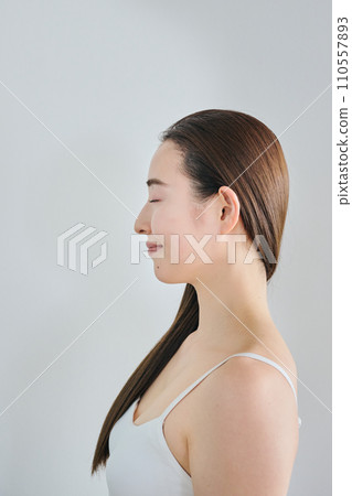 30多歲女人的美麗形象 110557893