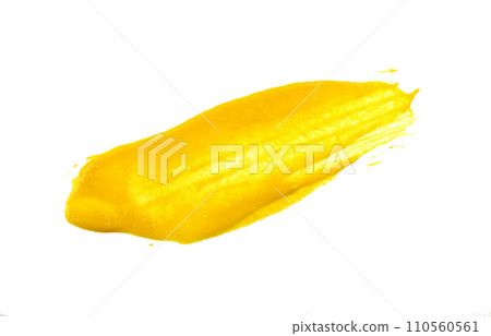 Stain of yellow American mustard isolated 110560561