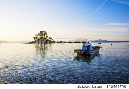 boats on the lake 110565798