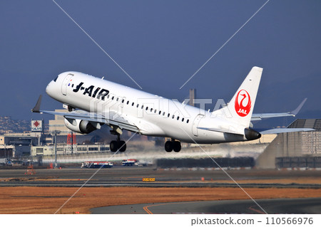Osaka International Airport JAL Airplane Takeoff Ready Sky Park Osaka International Airport JAL Airplane Takeoff Ready Sky Park 110566976
