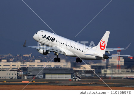 Osaka International Airport JAL Airplane Takeoff Ready Sky Park Osaka International Airport JAL Airplane Takeoff Ready Sky Park 110566978