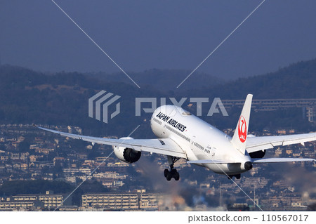 Osaka International Airport JAL Airplane Takeoff Ready Sky Park Osaka International Airport JAL Airplane Takeoff Ready Sky Park 110567017