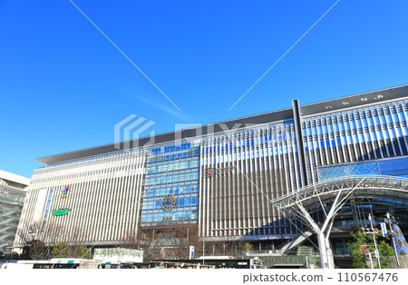 [福岡縣] JR博多站晴空萬裡 110567476