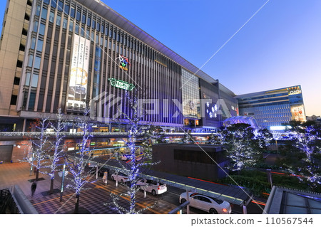 [福岡縣] JR博多站的燈飾（博多、光之城） 110567544