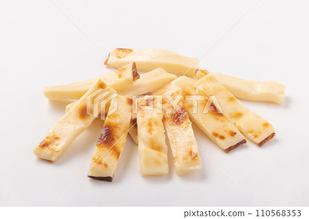Grilled cheese (Hokkaido cheddar cheese) Grilled cheese (Hokkaido cheddar cheese) 110568353