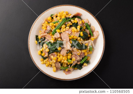 Corn butter with spinach and bacon Corn butter with spinach and bacon 110568505
