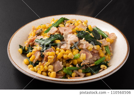 Corn butter with spinach and bacon Corn butter with spinach and bacon 110568506