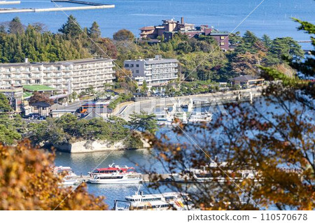Matsushima, one of Japan's three most scenic views in autumn, a bird's-eye view from Saigyo Moshidoshi no Matsu Park, Matsushima Town, Miyagi Prefecture Matsushima, one of Japan's three most scenic views in autumn, a bird's-eye view from Saigyo Moshidoshi no Matsu Park, Matsushima Town, Miyagi Prefecture 110570678