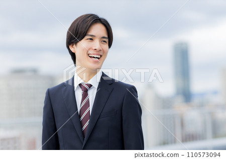 Young man in recruitment suit Job hunting New employee Young man in recruitment suit Job hunting New employee 110573094