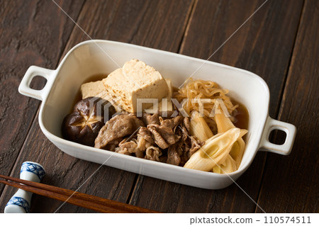 肉和豆腐 肉和豆腐 110574511