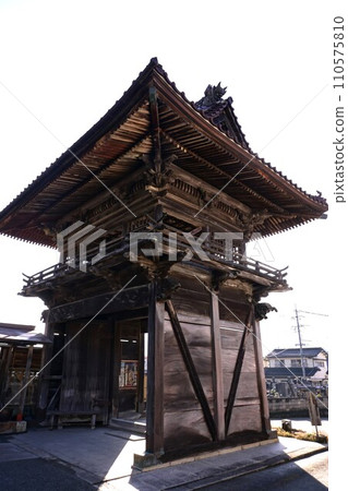 岡山縣真庭市的淨土宗寺廟“ Anyoji”:Sanmon 岡山縣真庭市的淨土宗寺廟“ Anyoji”:Sanmon 110575810