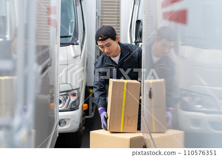 young working driver young working driver 110576351