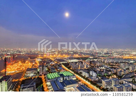 冬季/大阪/港口夜景(傍晚至夜間) 冬季/大阪/港口夜景(傍晚至夜間) 110581259