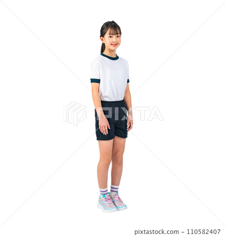 穿著運動服的女孩-手工切割透明背景照片PNG 穿著運動服的女孩-手工切割透明背景照片PNG 110582407