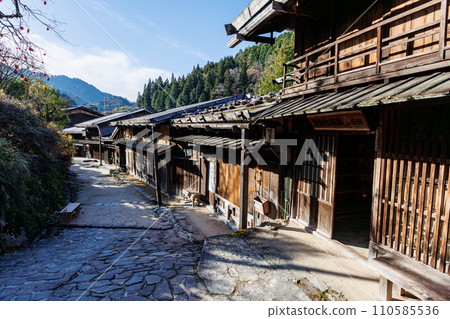 Tsumago-juku Terashita streetscape 110585536