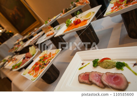 Elegant Banquet Display 110585600