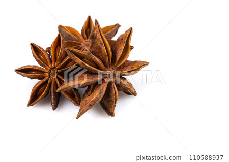 Stars anise 110588937