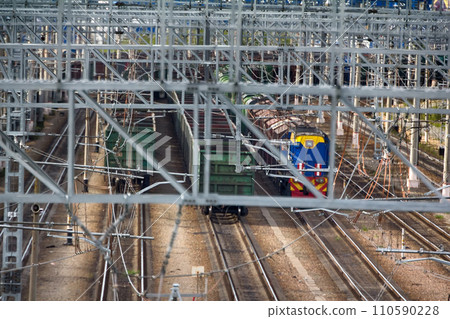 Electrification railway. Metal t-designs for electrical networks 110590228