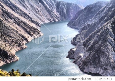 Reservoir hydropower plants in the mountain gorge 110590305