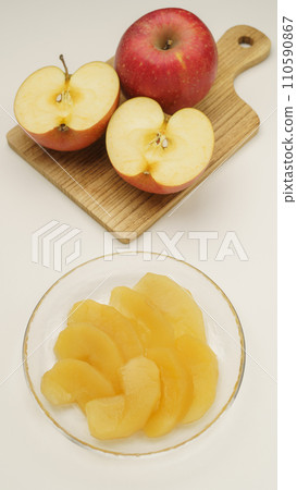 Apple compote image Apple compote image 110590867