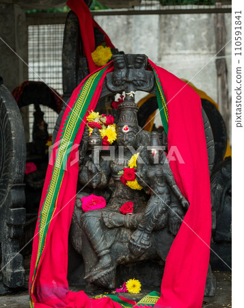 India_Hindu temple scenery India_Hindu temple scenery 110591841